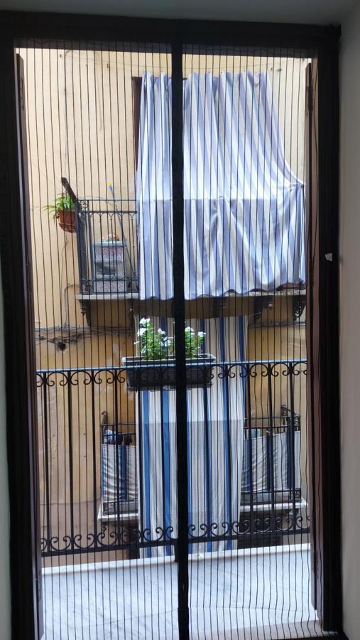 Apartamento In Pieno Centro I Mori E Le Dame Palermo